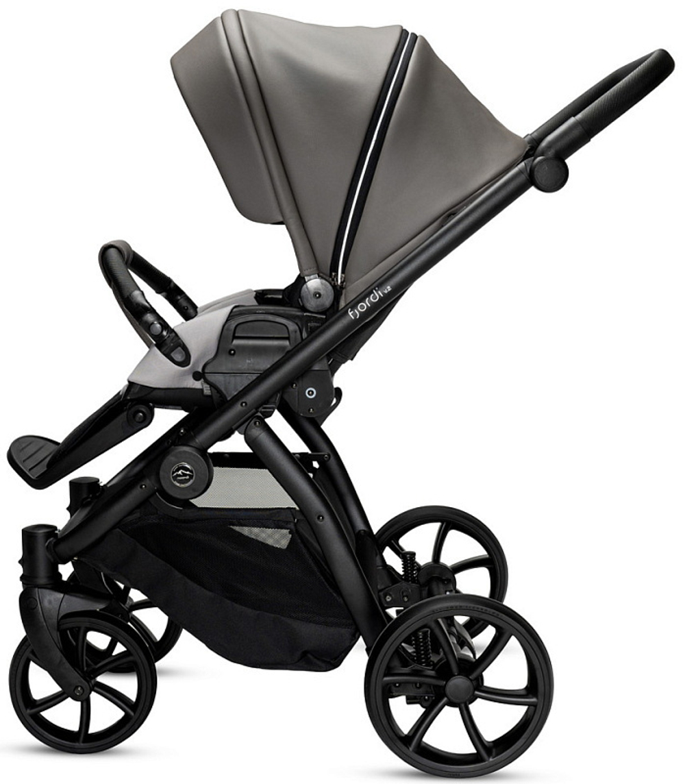 Детская коляска Noordi Fjordi Leather V2 3 в 1 с автокреслом Terra Black 1462803 Stone Grey
