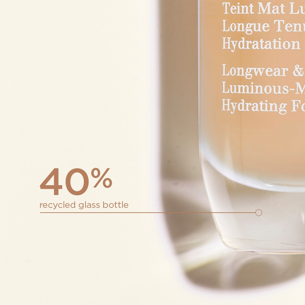 Clarins Skin Illusion Hydrating Foundation - Тональная основа с высокой степенью покрытия оттенок 106N, 30 ml