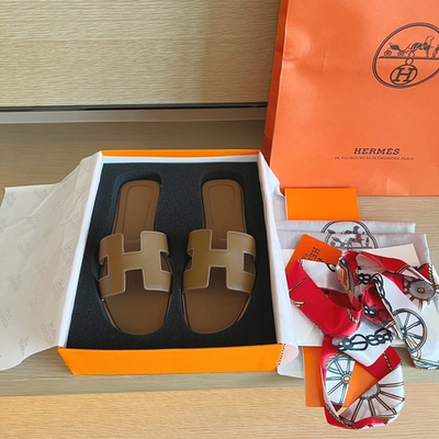 Hermes Oran Sandal