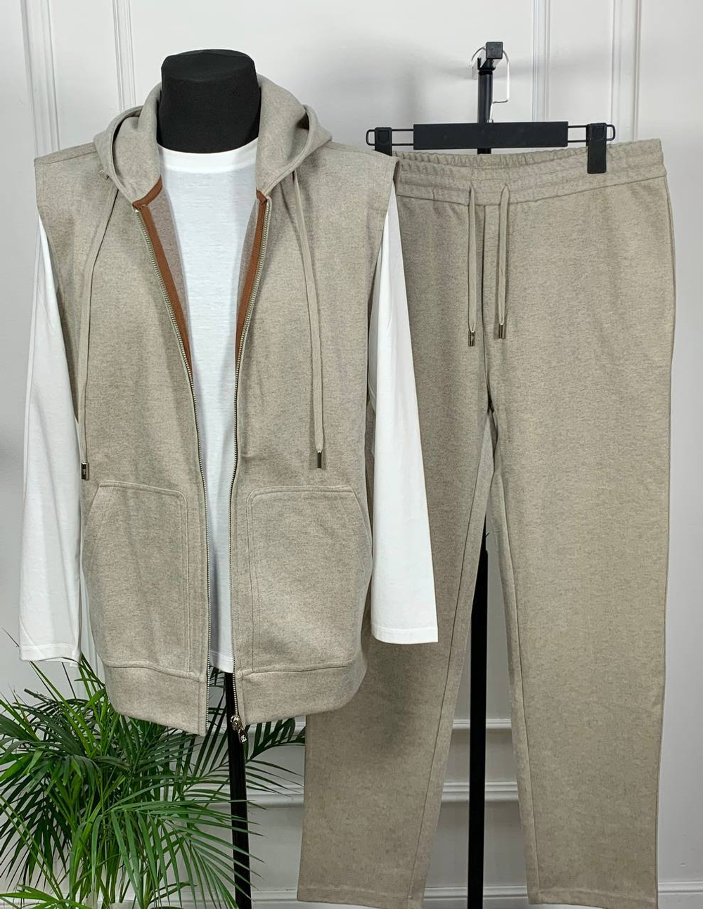 Прогулочный костюм Brunello Cucinelli