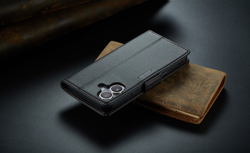 Чехол-книжка CaseMe Smooth iPhone 16