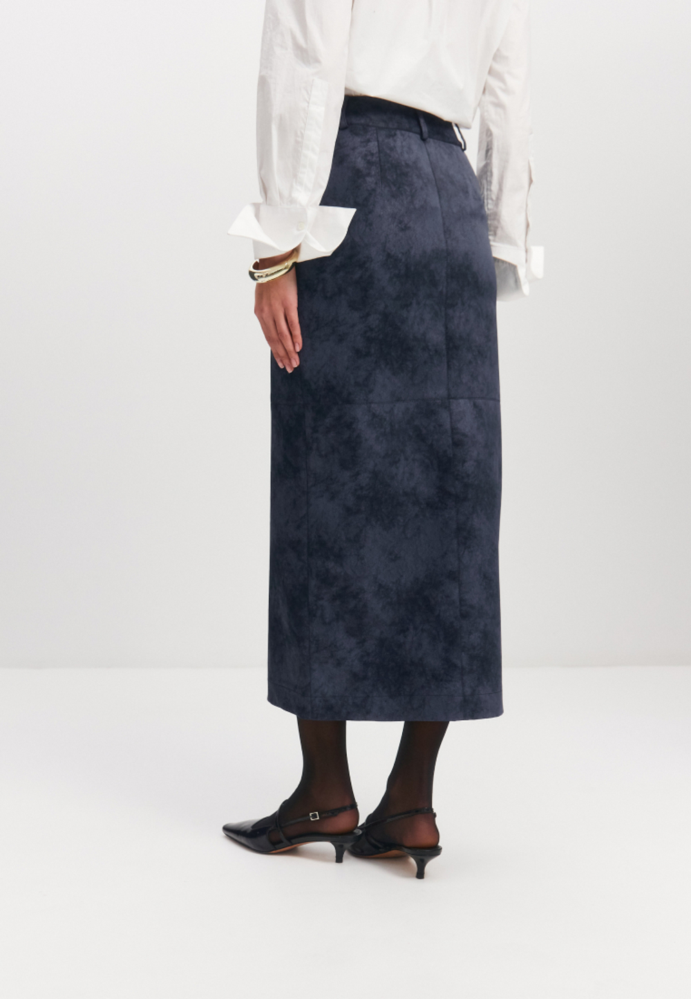 Фактурная юбка миди из экокожи