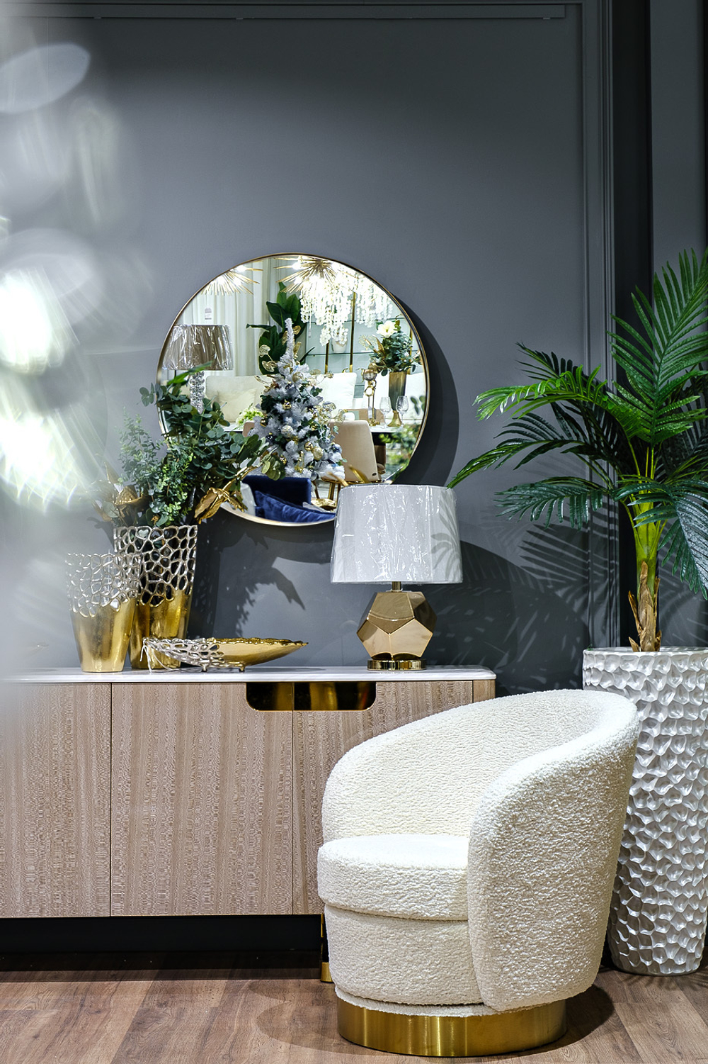 Кресло вращающееся Garda Decor Napoli Napoli-4K-КРЕМОВЫЙ-SHEEPSKIN