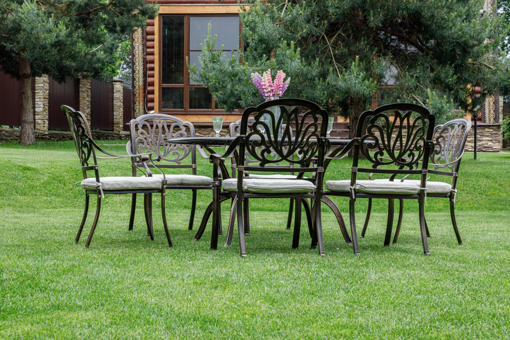 Обеденный комплект ROYAL FAMILY из литого алюминия WILHELM на 6 персон (овальный стол)