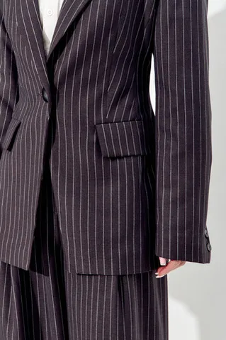 Приталенный пиджак 