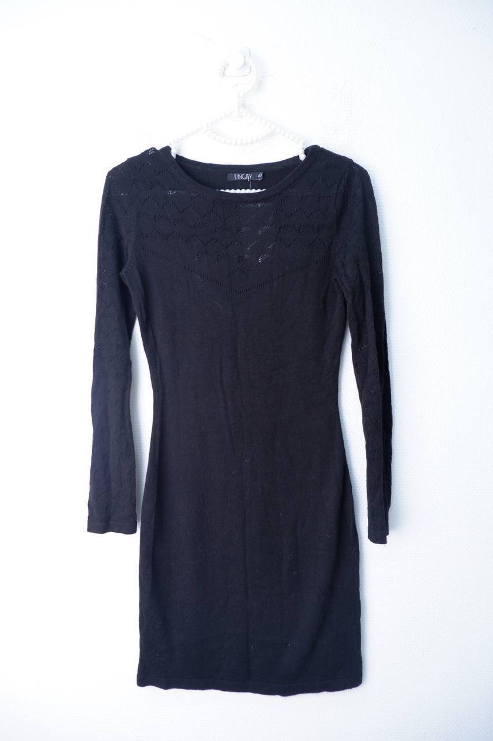 Платье Incity вязаное 40 размер