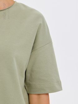 Плотная футболка из футера 2-нитки с V-вырезом HIGH TEMP