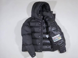 Пуховик Moncler