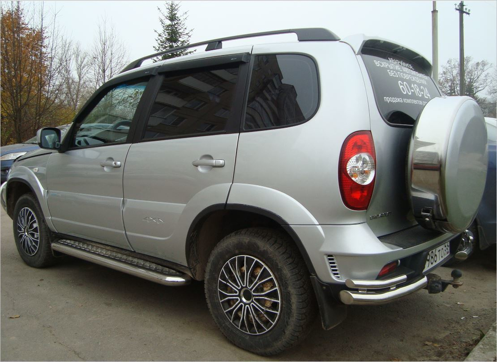 Защита заднего бампера «Уголки двойные»  (Ø=63,5 мм), Chevrolet Niva (03.2009 -)/Lada Niva (07.2020 -) (нержавеющая сталь)