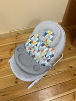 Стул для кормления -электрический качель LUXMOM 901 светло-серый