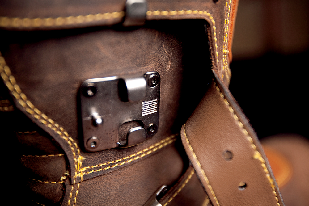 Мотоботы - ICON 1000 ELSINORE (коричневые)