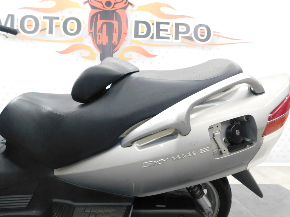 Suzuki Skywave 650 , 2002