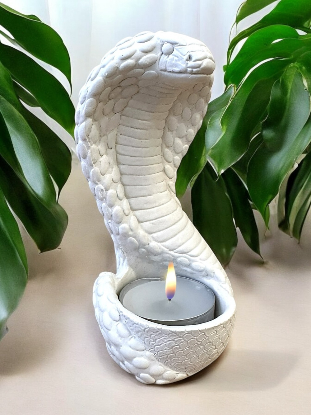 Подсвечник змея Кобра