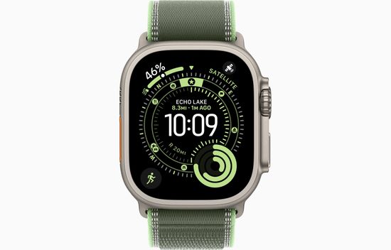 Умные часы Apple Watch Ultra 3, 49 мм, Natural Titanium Green/Neon Trail Loop S/M