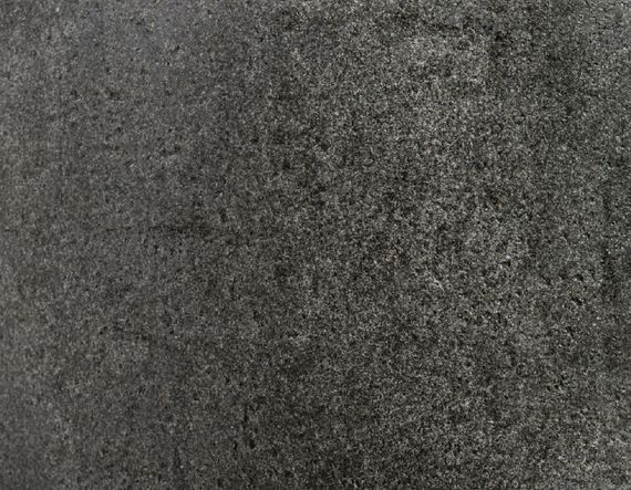 Кашпо TREEZ Effectory - серия Stone - Высокий округлый конус - Тёмно-серый камень