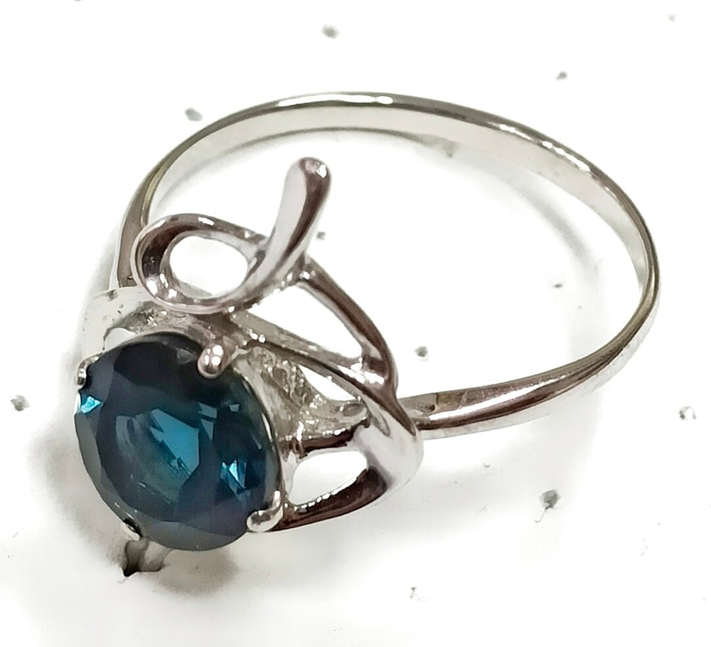 Ювелирное кольцо из серебра 925 пробы,вставка топаз"London Blue",размер 19