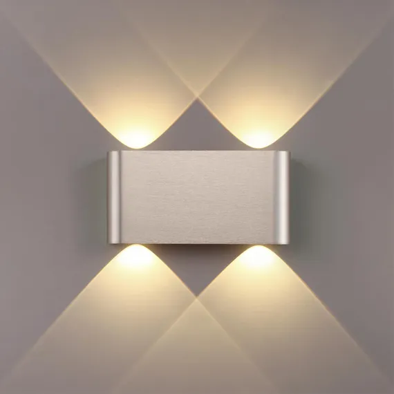 7106/4WL HIGHTECH ODL26 Настенный светильник матовый никель/металл IP20 LED 4W 3000K 220V MAGNUM