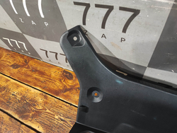 Кожух замка багажника Toyota Camry (XV50) 11-18 Б/У Оригинал 5838733111