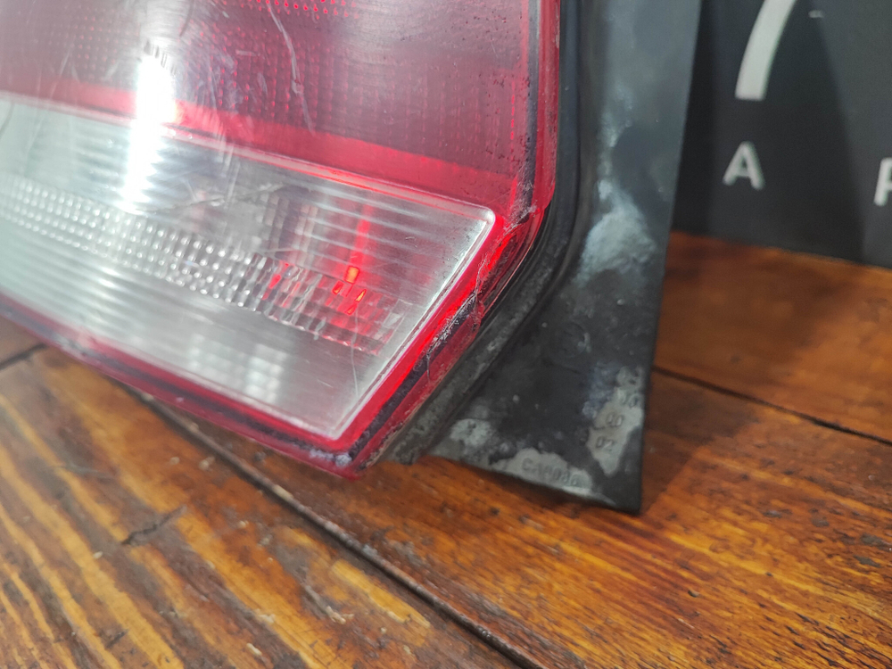 Фонарь задний левый VW Polo 5 Sedan 10-15 Б/У Оригинал 6RU945095G