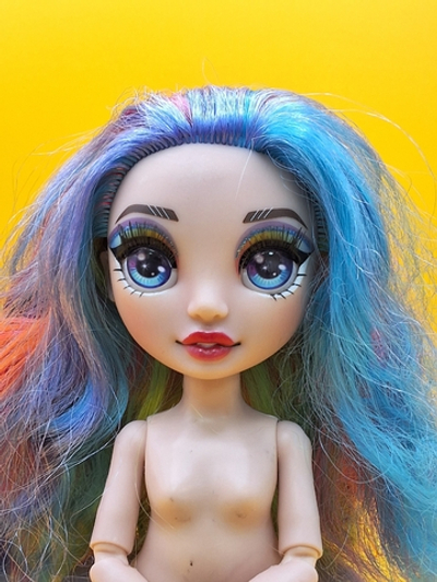 Кукла Rainbow High Amaya Raine 04005