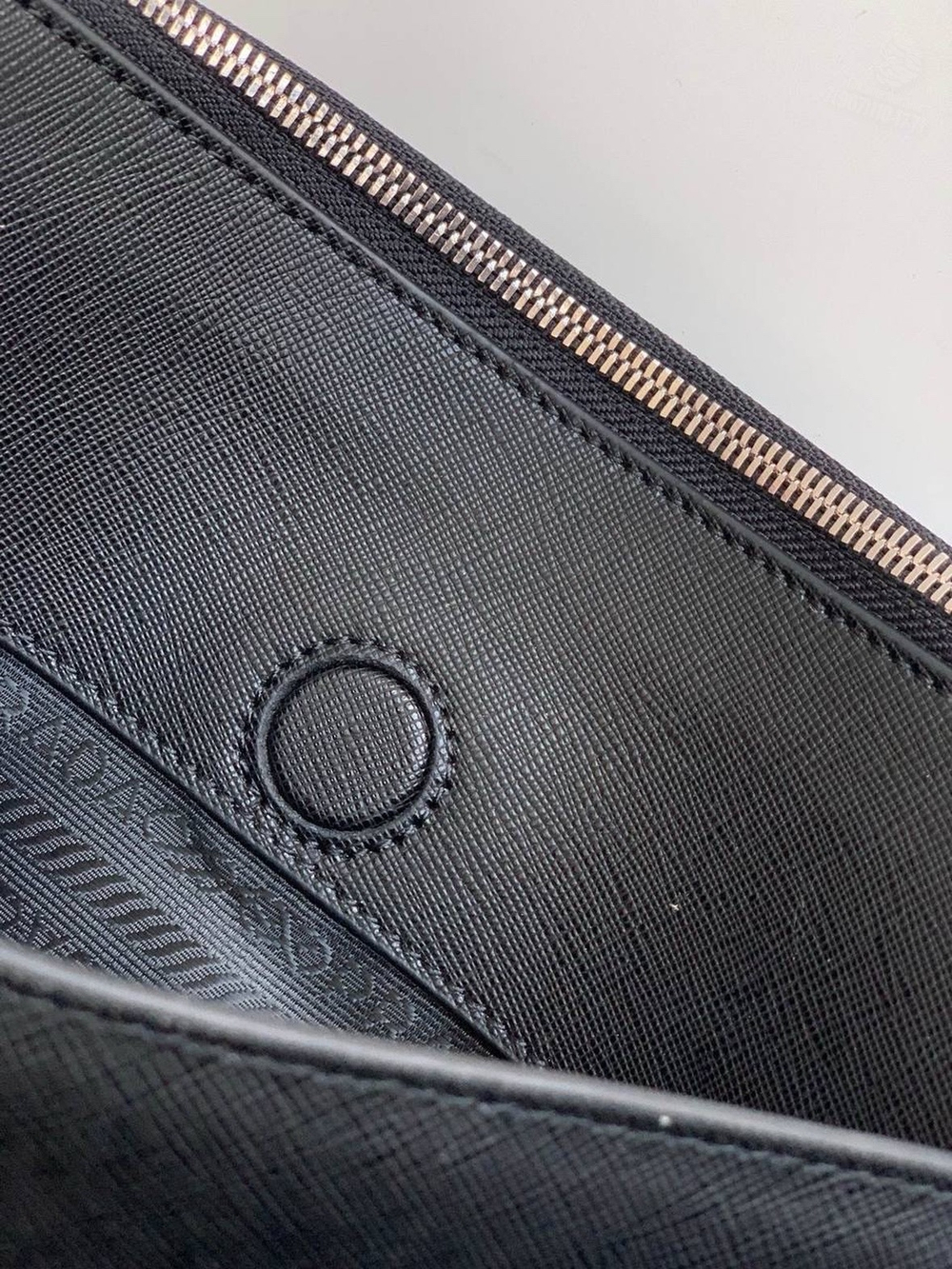 Клатч Prada