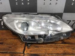 Фара правая Peugeot 2008 13-16 Б/У Оригинал 9677810280