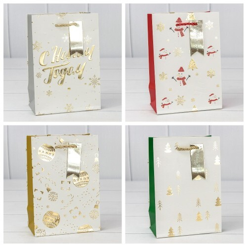 Пакет подарочный 14 х 20 х 8 см Набор 4 шт "Новый год" с тиснением (Белый)