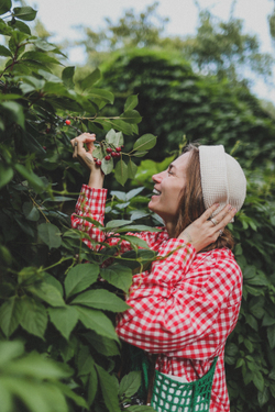 Рубашка оверсайз с карманами, красная клетка