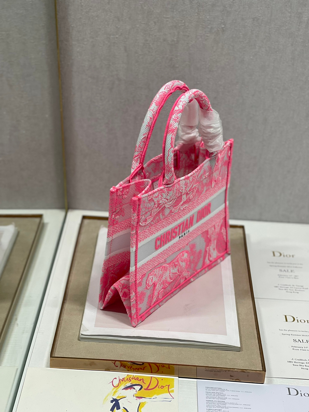 Christian Dior Book Tote 26 cm