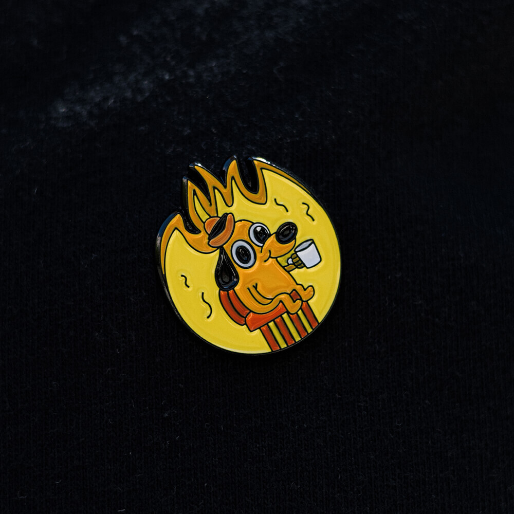 Значок «This Is Fine»