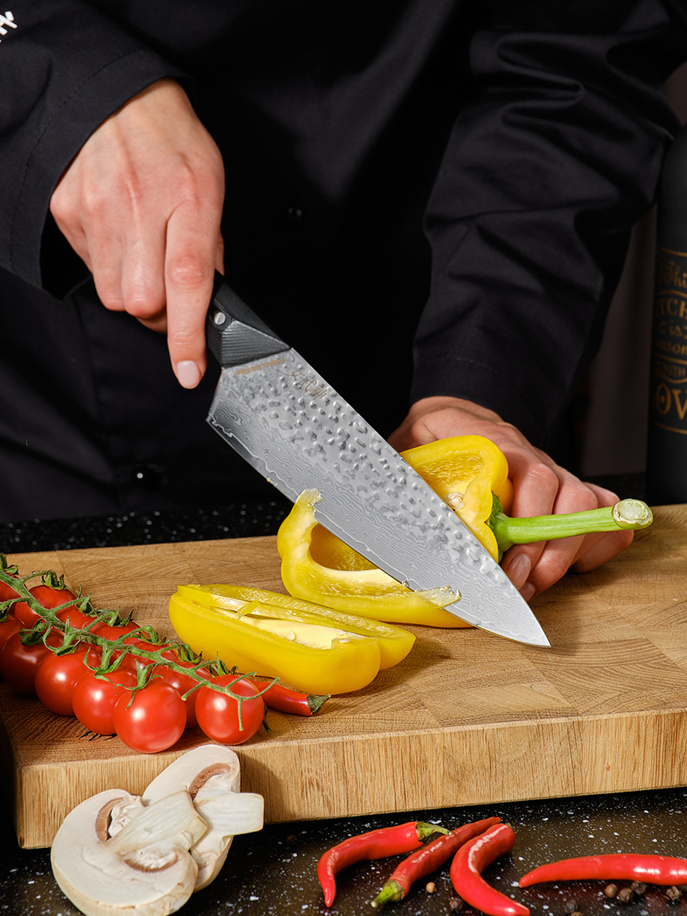 Кухонный шеф-нож Onnaaruji Valkyrie Hummer Damascus. Длина лезвия 21см. Профессиональный