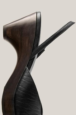 Massimo Dutti Сандалии на деревянном каблуке - Limited Edition, черный
