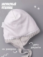 Шапка для девочки на завязках на осень