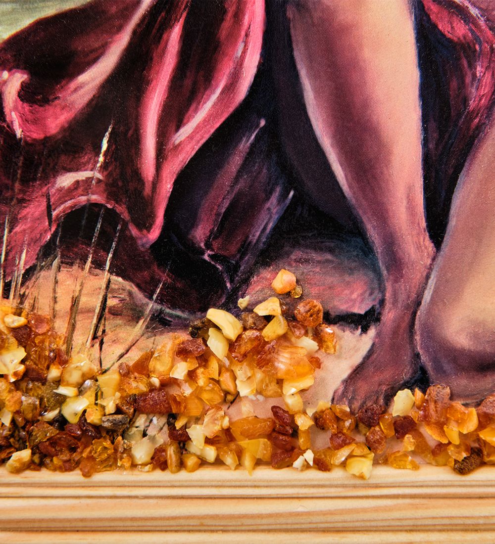 AMB-51/72 Картина «Девушка у моря» (с янтарной крошкой) дер.рамка 21х30