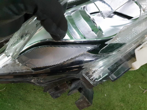 Битая Фара правая Nissan Murano Z52 (14-22) LED