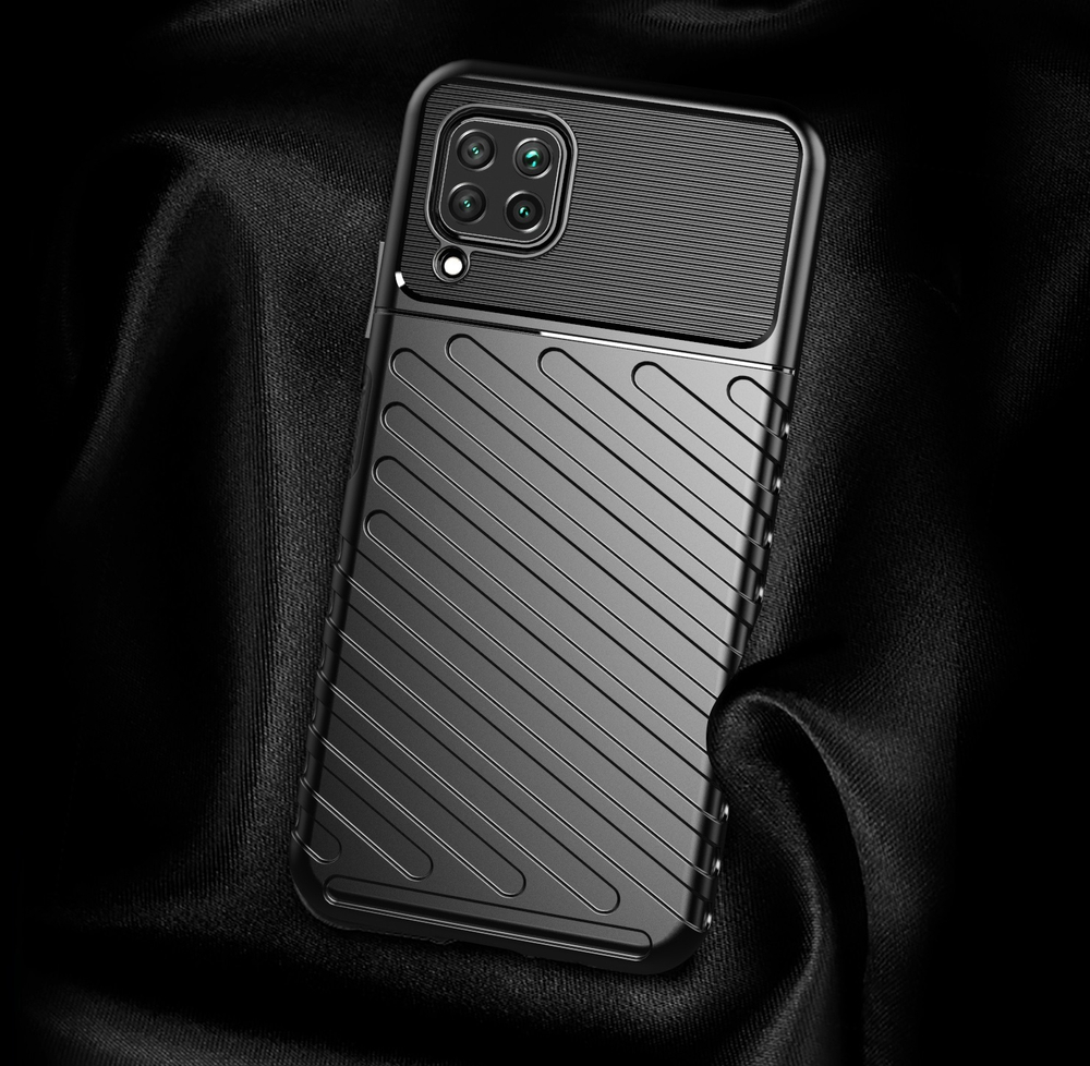 Ударопрочный чехол черный для Huawei P40 Lite с текстурным рисунком, серии Onyx от Caseport