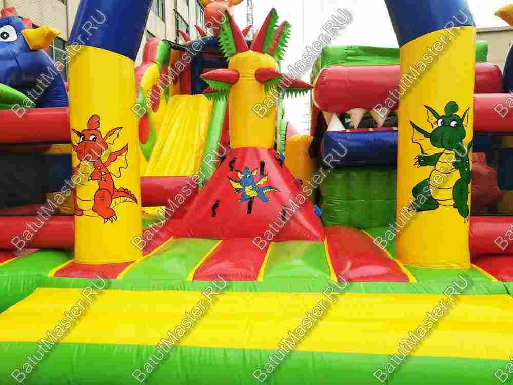 Большая надувная горка "Три дракона" 11*8*8 м