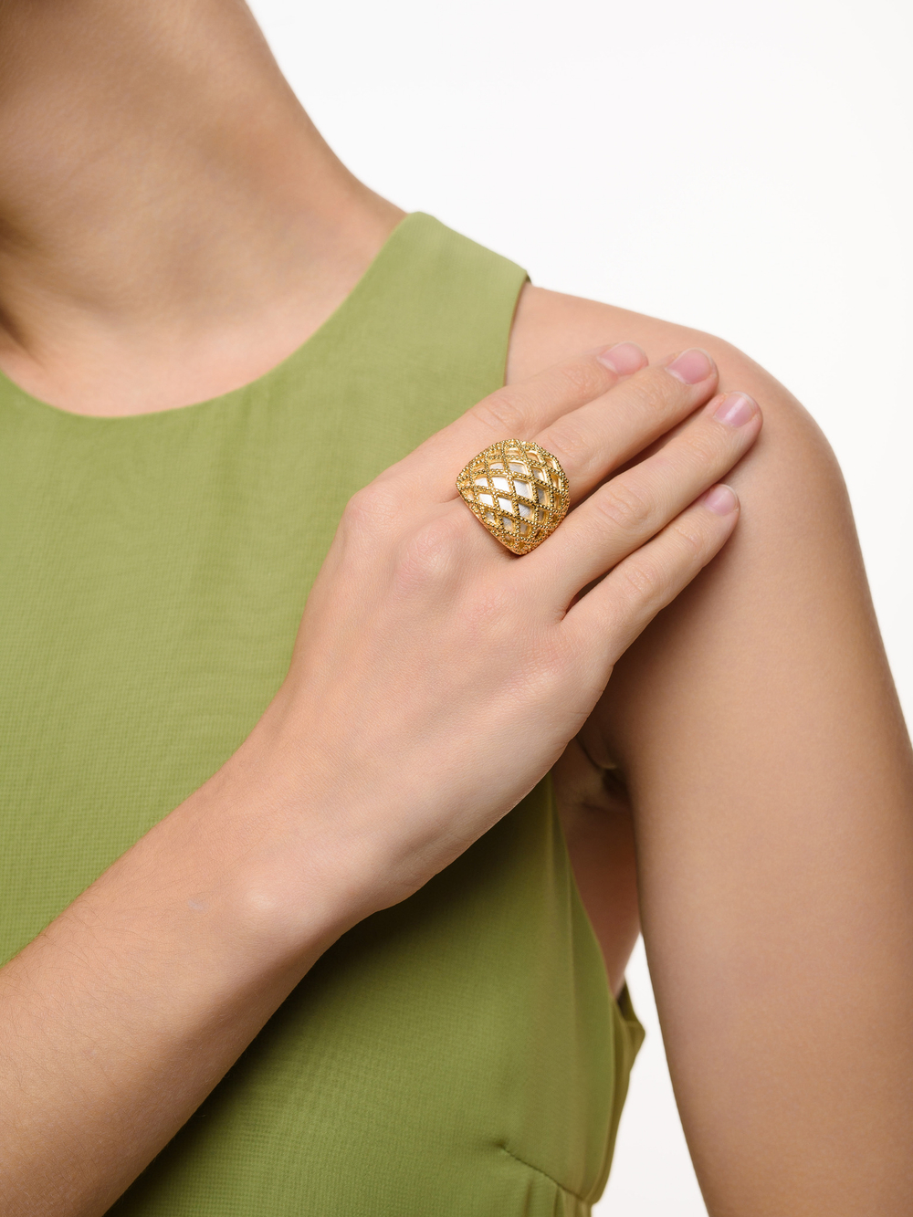 Кольцо "Domed Diamond Shape"