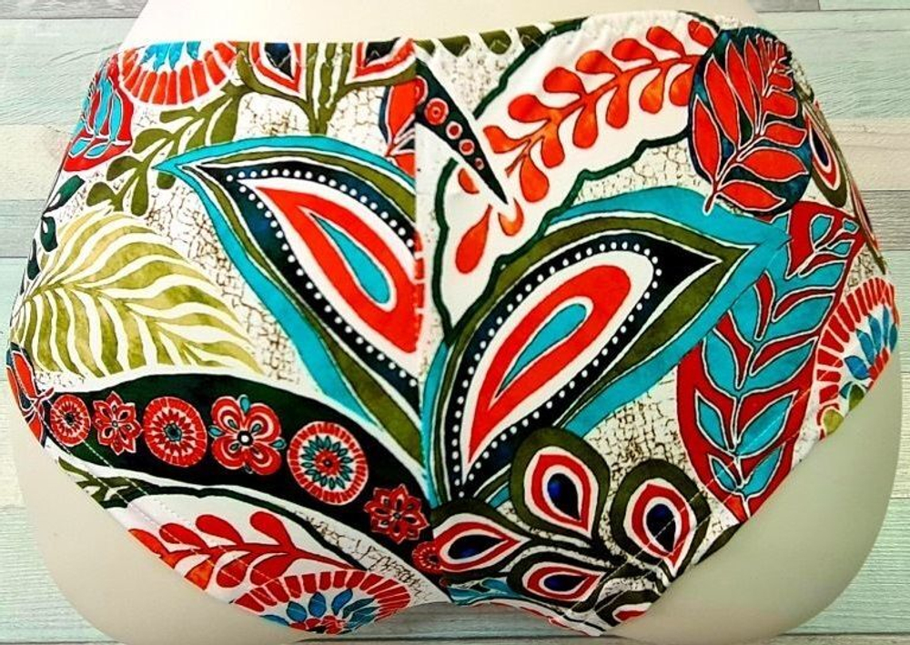 Плавки-бразилиана с растительным орнаментом (Размер: S) (Цвет: разноцветный)