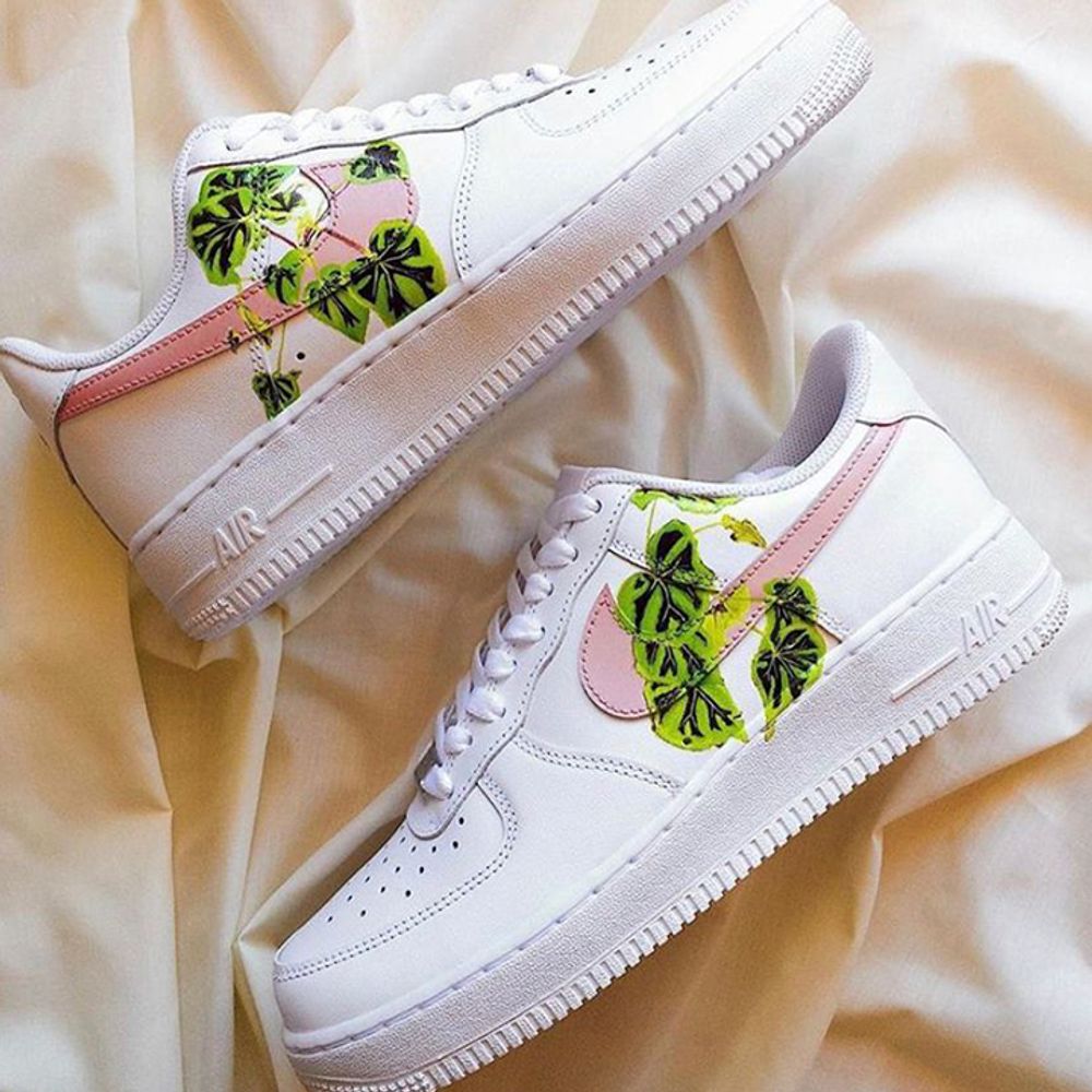 Nike Air Force 1 07 //  Pink Flora