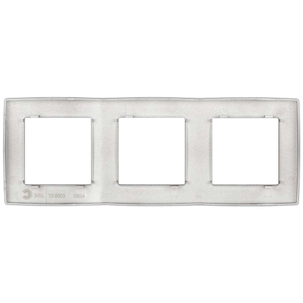 Рамка для розеток и выключателей ЭРА Серия 12 12-5003-16 на 3 поста, титан