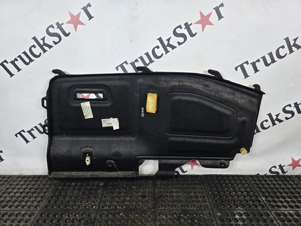 Обшивка салона правая