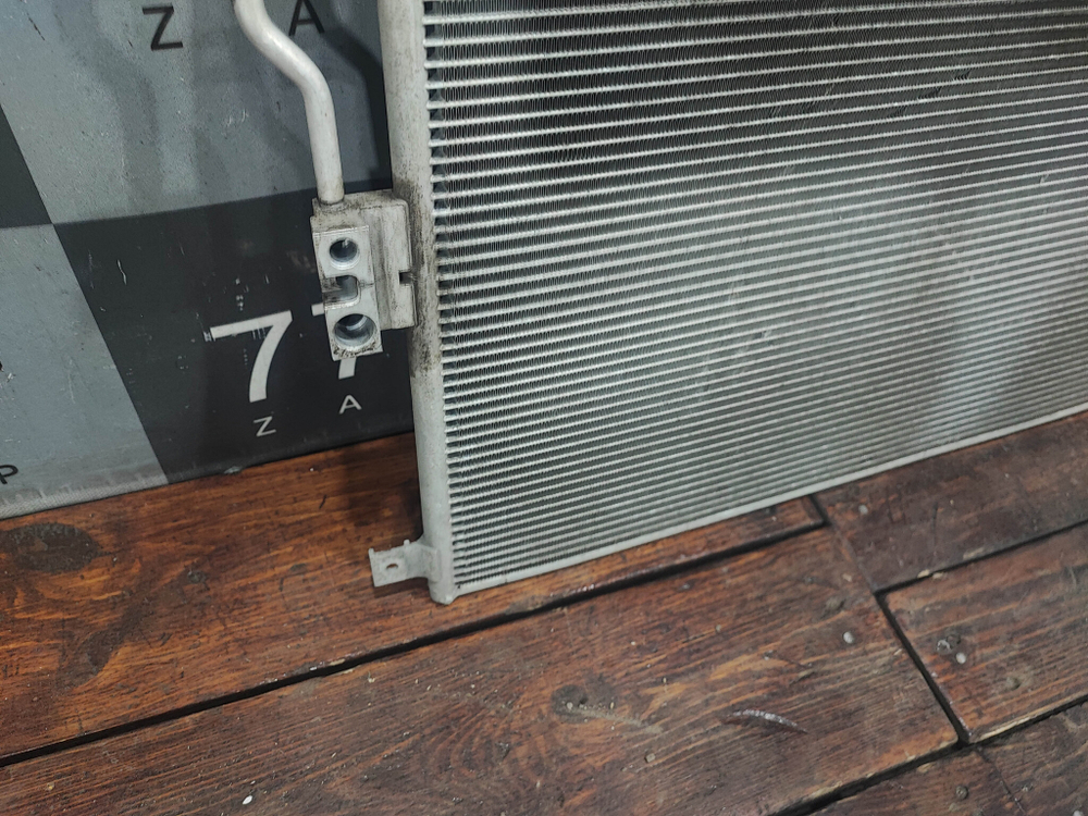 Радиатор кондиционера Haval Jolion 21-нв Б/У Оригинал 8105100XGW01A