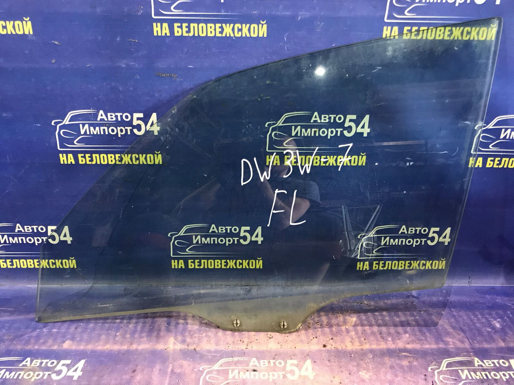 Стекло двери передней левой MAZDA DEMIO 1998