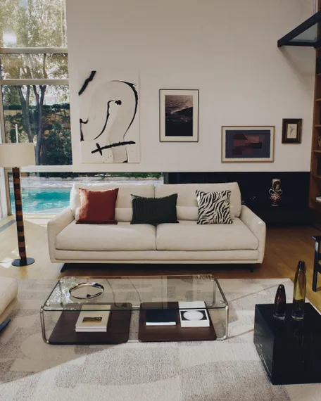 Журнальный столик Tarsel из закаленного стекла с подносом из орехового шпона