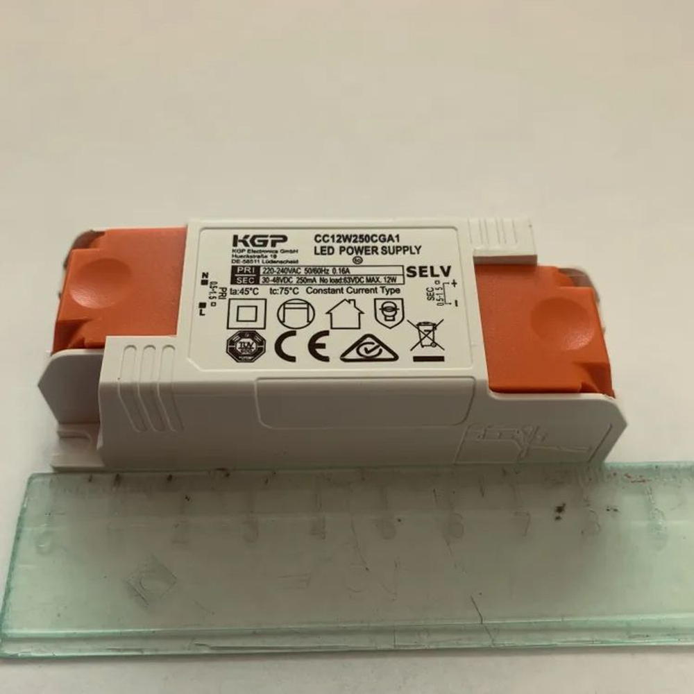Блок питания KGP Electronics GmbH CC12W250CGA1 с постоянным током 250mA для мощных светодиодов KGP CC12W250CGA1, 250mA, 30-48VDC