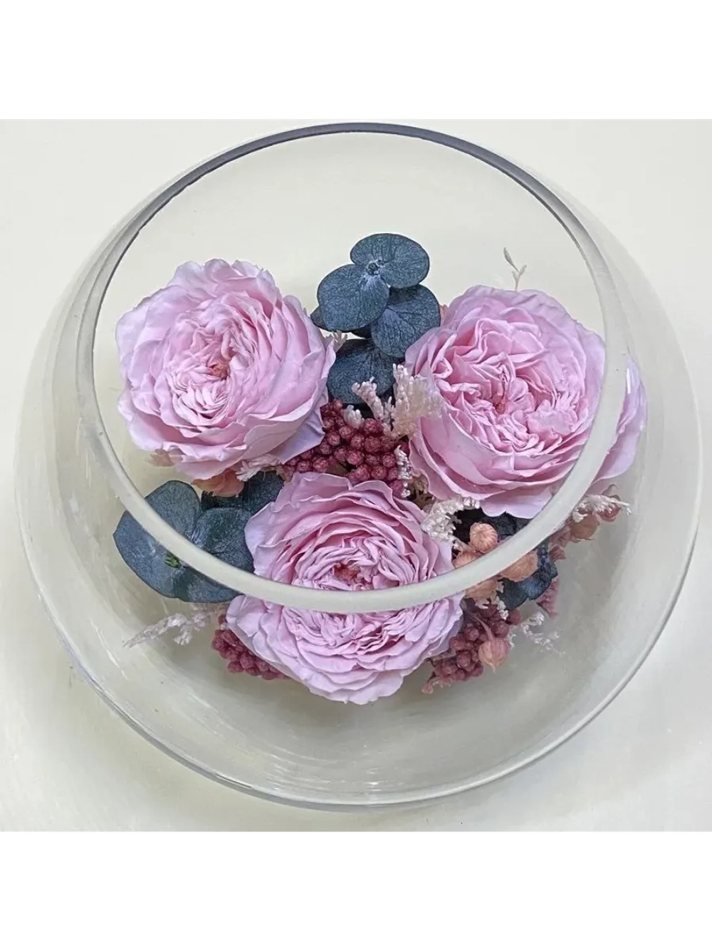 Натуральные пионы в стекле, вакуум