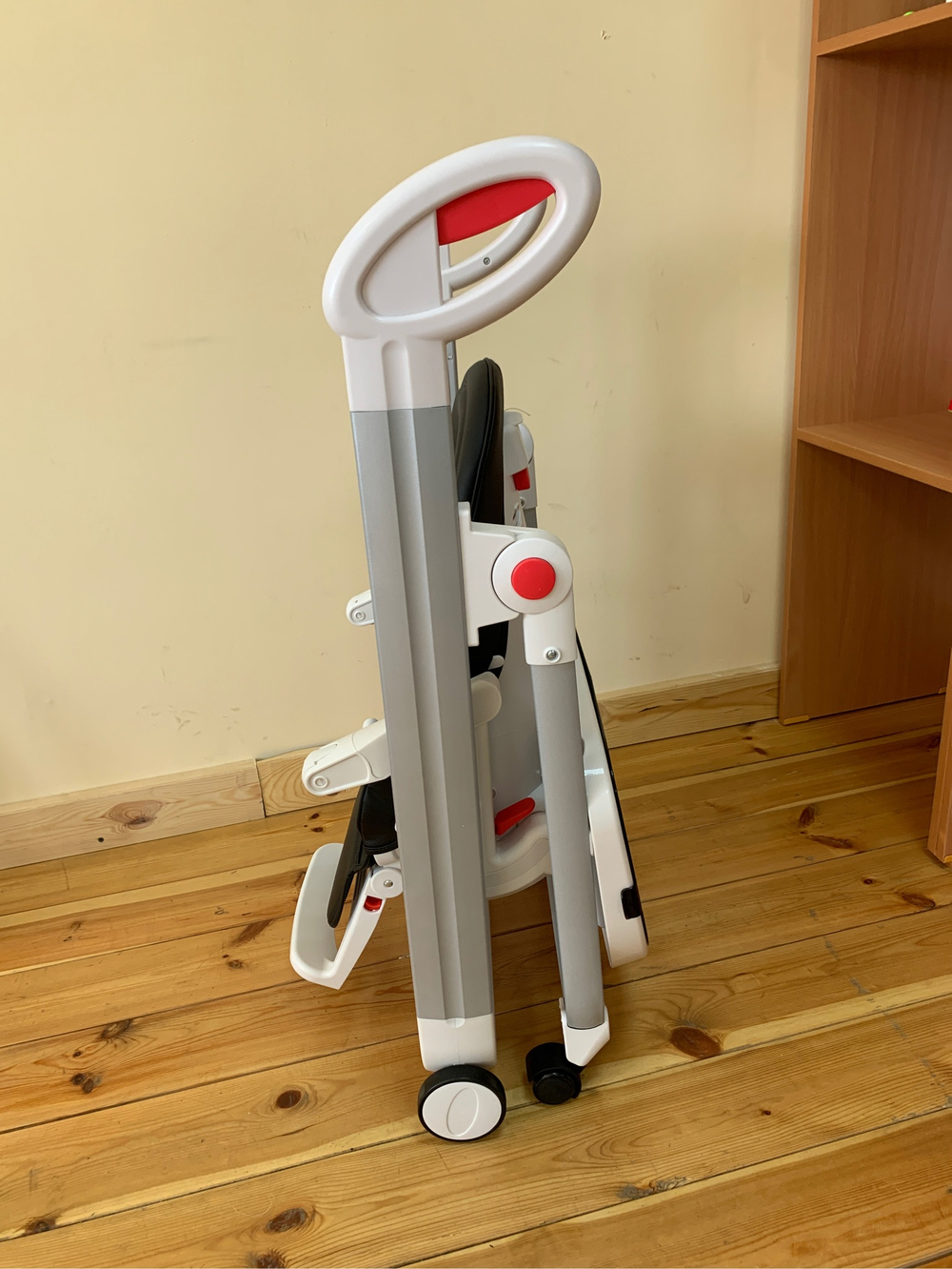 Стул для кормления luxmom В2 Чёрный