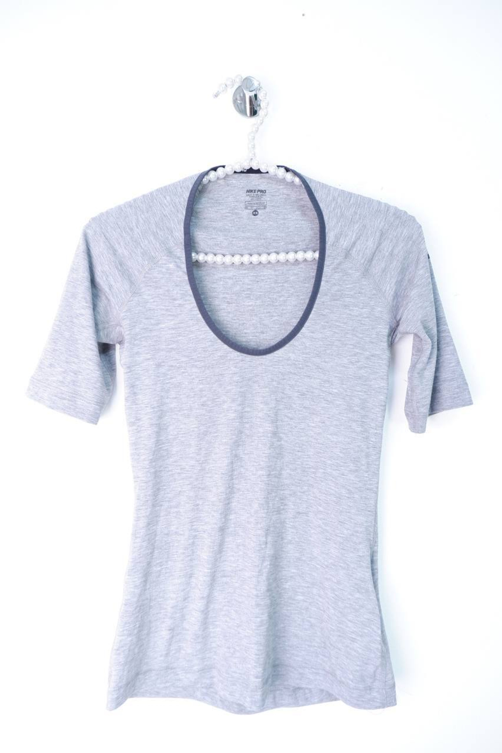 Футболка Nike pro для спорта, маркировка XS, визуально 42 размер