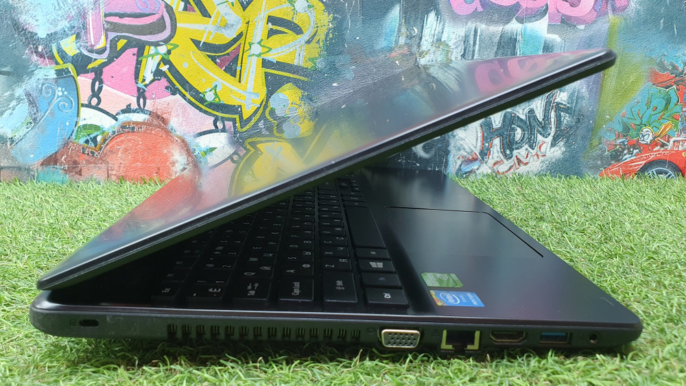 Ноутбук Acer Pentium/4 Gb/820M - 1 ГБ/Extensa EX2510G-P8HF [nx.eeyer.008]/Windows 10